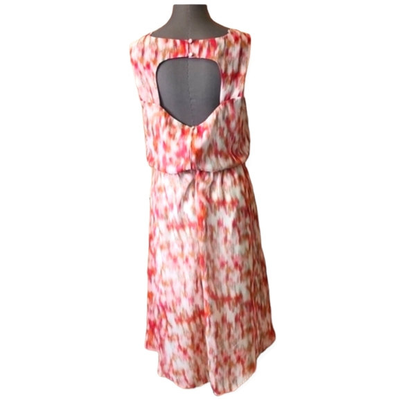 Bisou bisou surplice dress - Picture 5 of 12